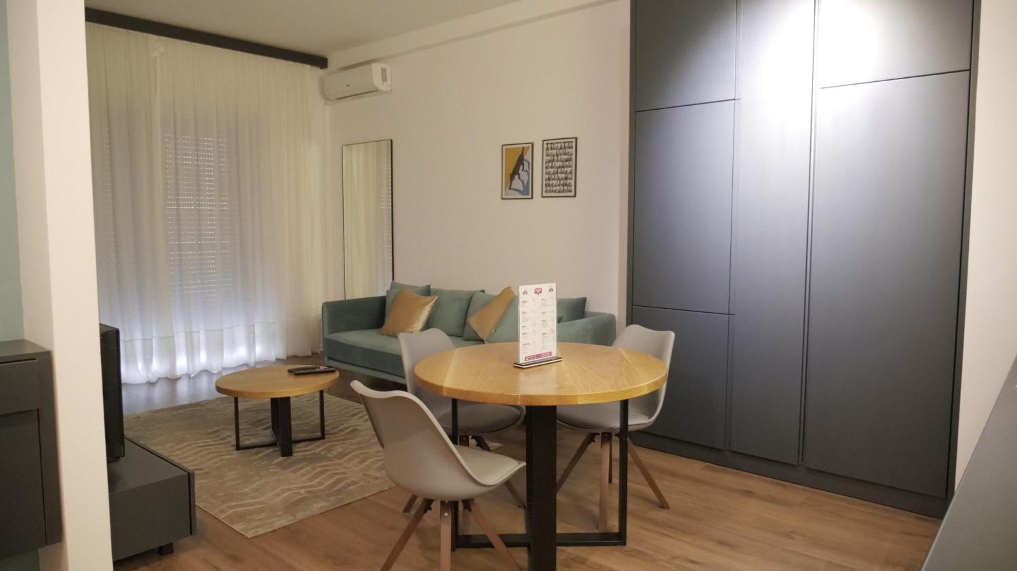 Centaurus Apartments Tiranë Luaran gambar